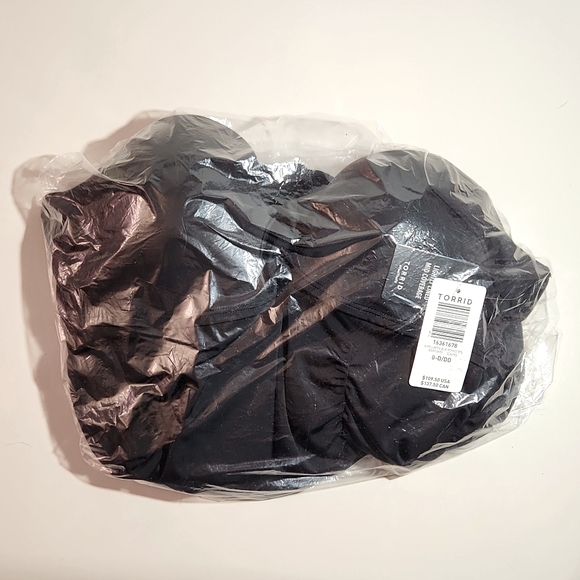 ❤️NWT VINTAGE TORRID RUCHED RETRO MID-LENGTH SWIM DRESS - Large D/DD - Picture 4 of 10